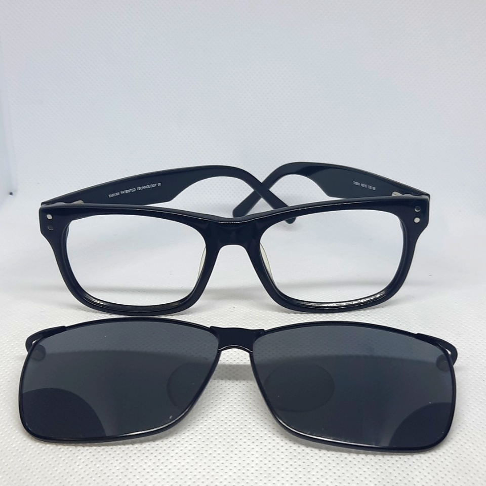Easyclip Takumi Tk969 90 Black 48-16-135 Rx Eyeglass Frame, Pre-Owned